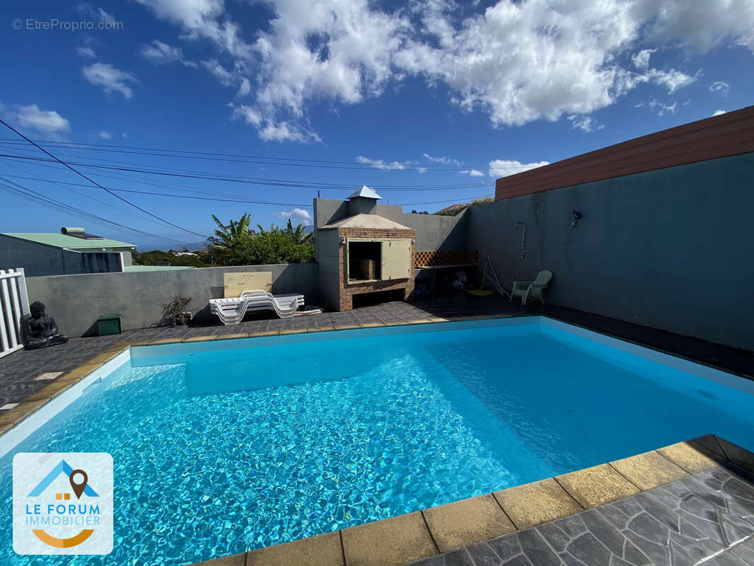 Saint pierre 97410 - ensemble immobilier - grands volumes - bon rendement - environnement prisé - photo 14