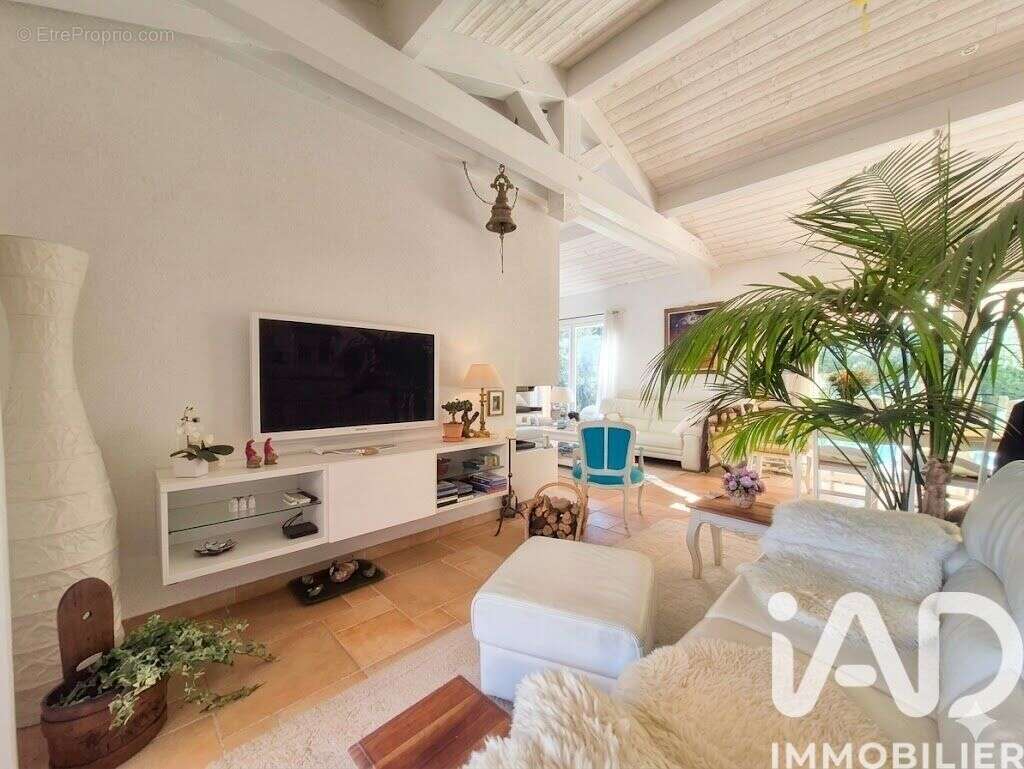 Photo 5 - Maison à COTIGNAC