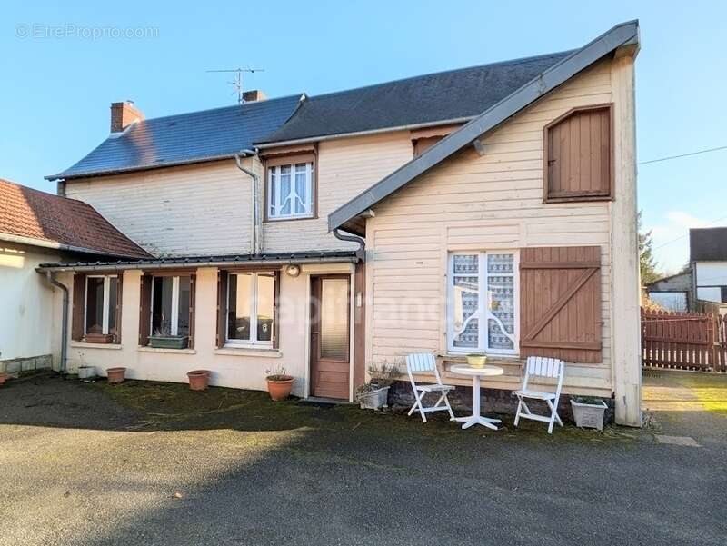 Maison à BEAUCAMPS-LE-VIEUX