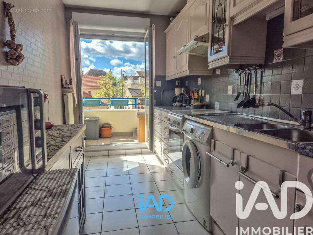 Photo 8 - Appartement à MANTES-LA-JOLIE