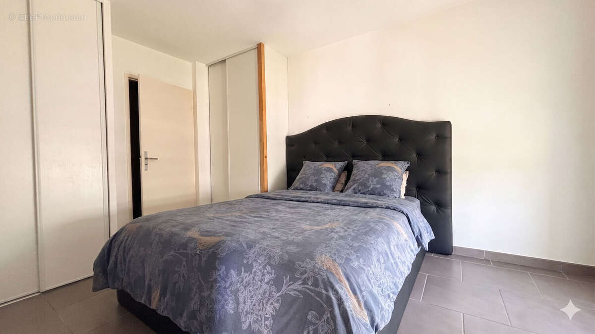 Appartement à CORBEIL-ESSONNES