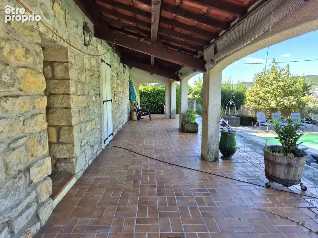 Maison 132 m2 terrain 1985 m2 piscine - photo 22