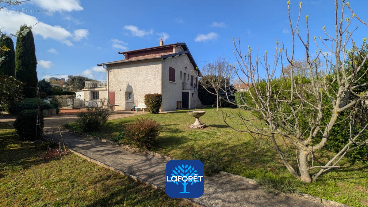 Maison à SAINT-PRIEST