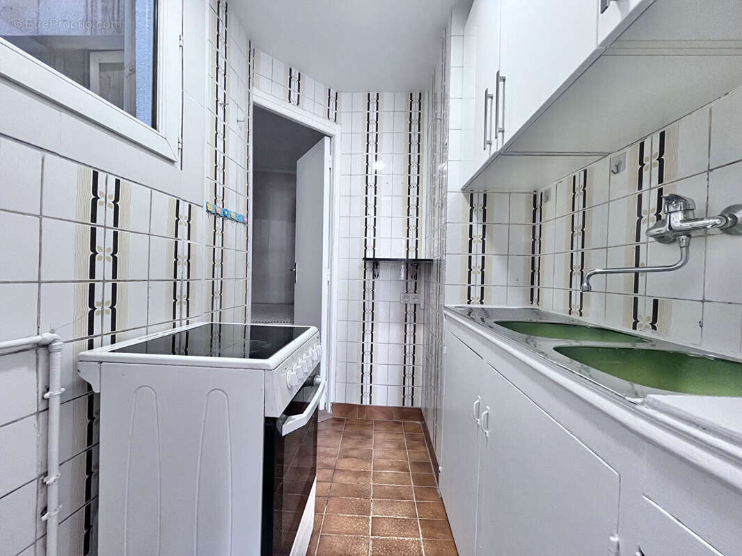 Appartement à PARIS-19E