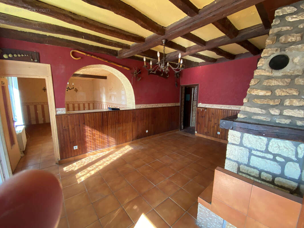 Maison à SAINT-BENIN-D'AZY
