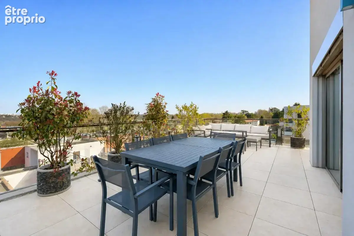 Appartement à SAINT-CYR-AU-MONT-D'OR