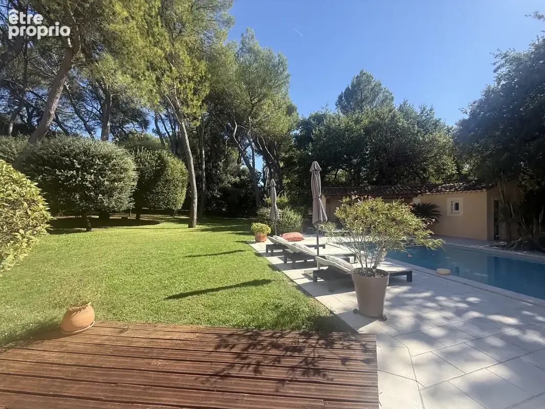 MAZAN   Villa d'exception de 240 m2, piscine chauffée, parc arboré de 2 500 m2 sans vis-à-vis - photo 7