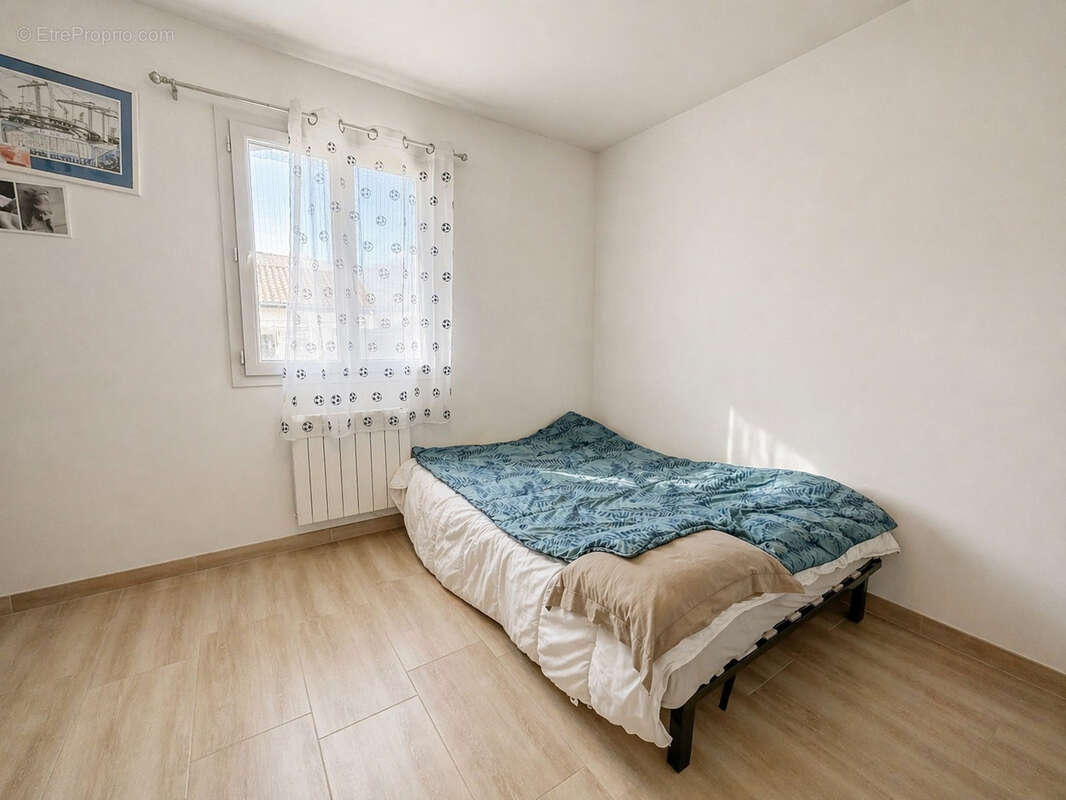 Maison à CHATILLON-LA-PALUD