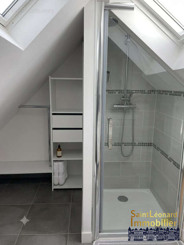 Appartement à FOUGERES