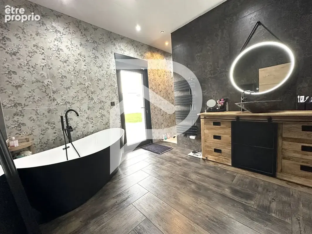 Pavillon individuel haut de gamme avec piscine - photo 9