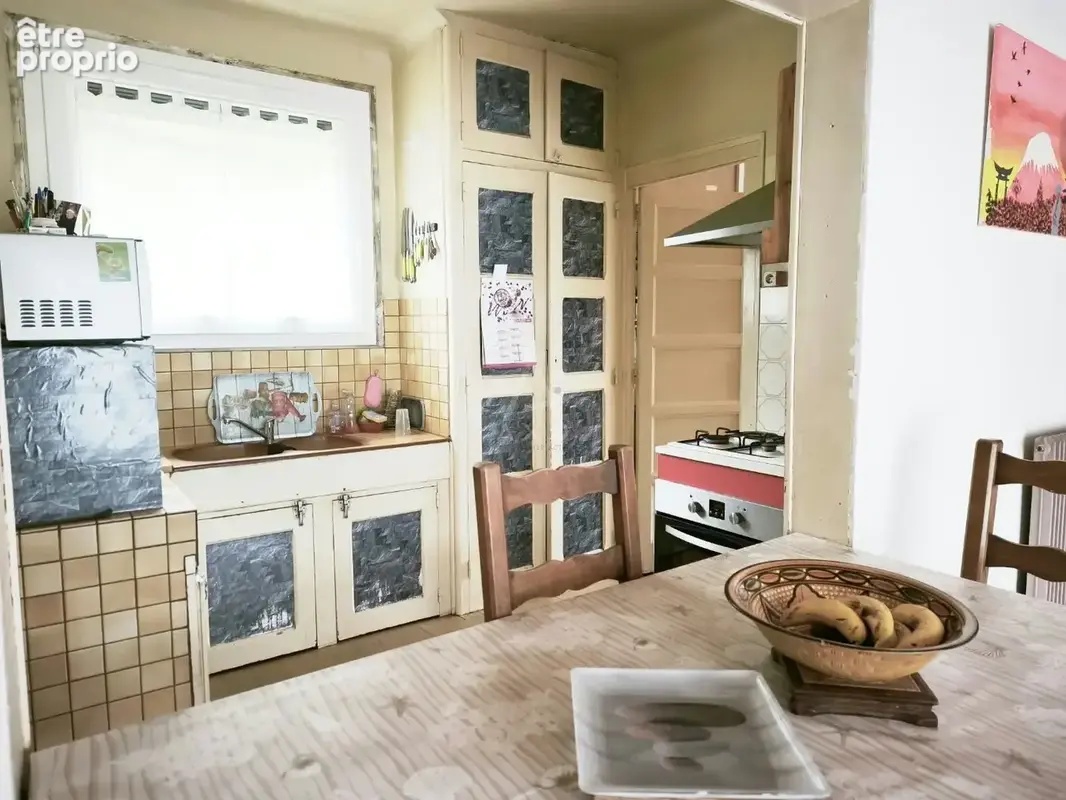 Ugine  Maison rénovée T5 sur 619 m² de terrain plat  Secteur calme - photo 5