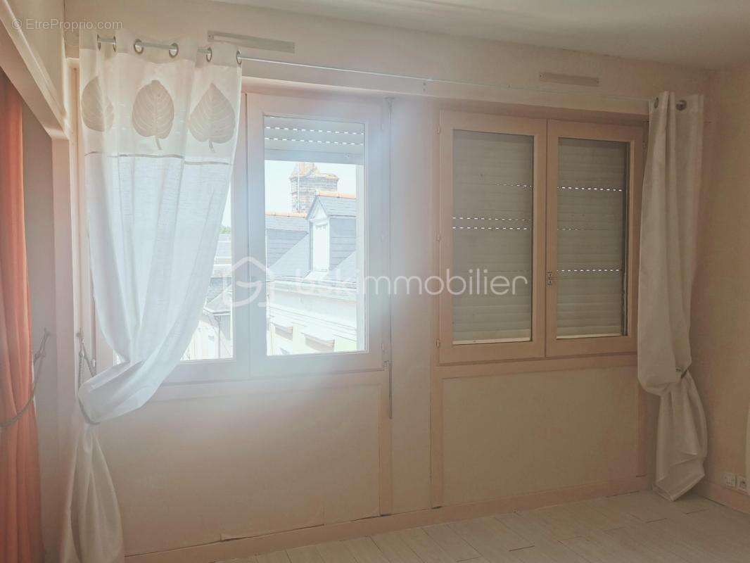 Appartement spacieux au cœur d'Amboise – 110 m² de charme et de lumière - photo 8