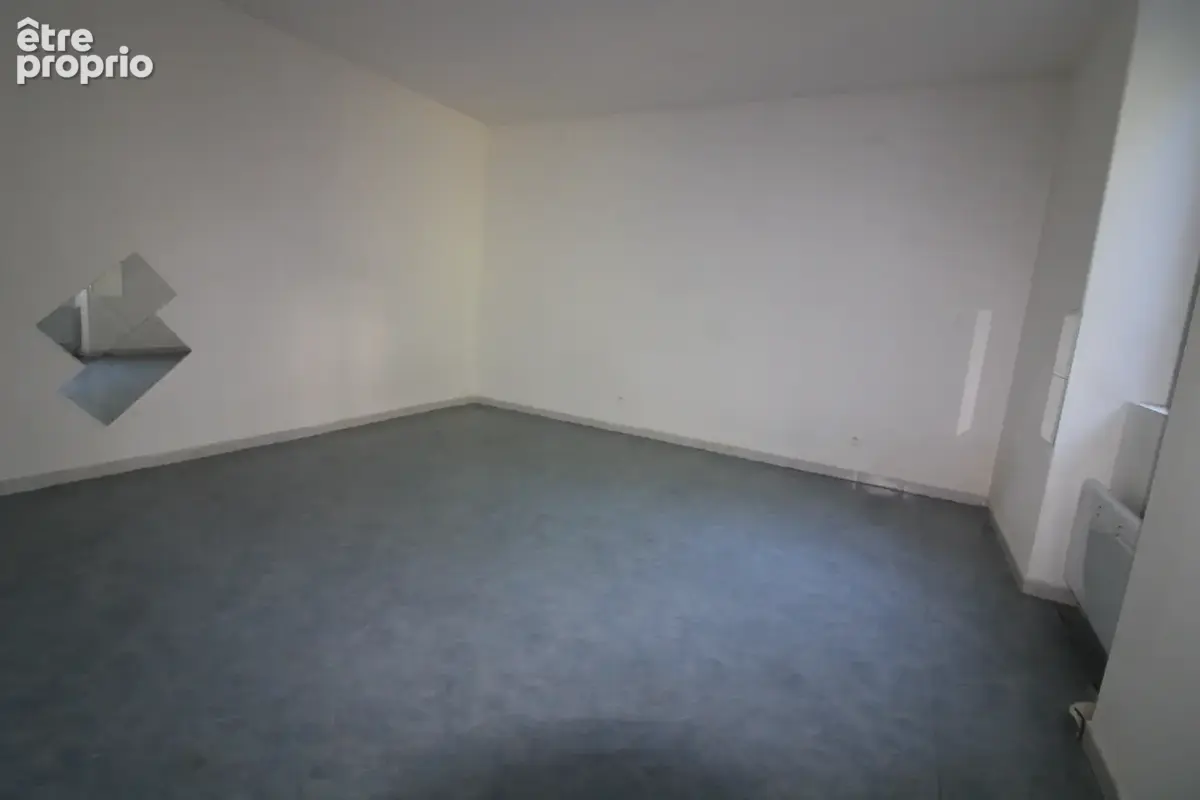 IMMEUBLE d'un total de 525 m2. - photo 12