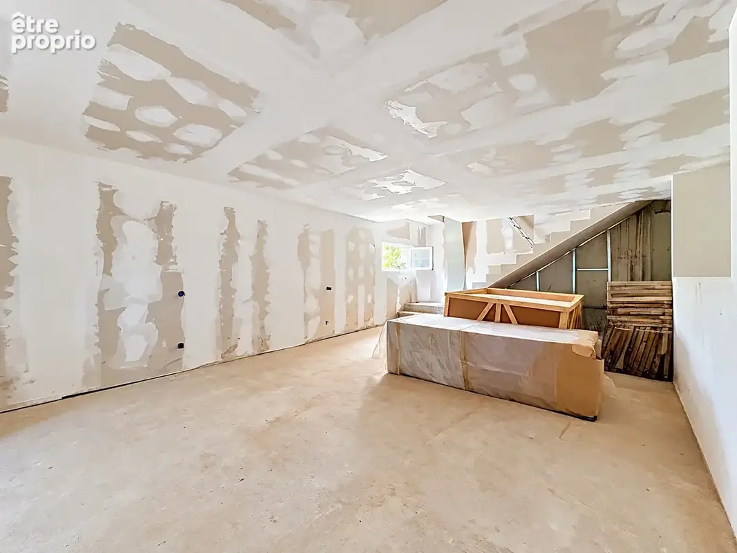 Maison Vedène - Grande propriété 355 m² - 7 chambres, piscine et fort potentiel - photo 18