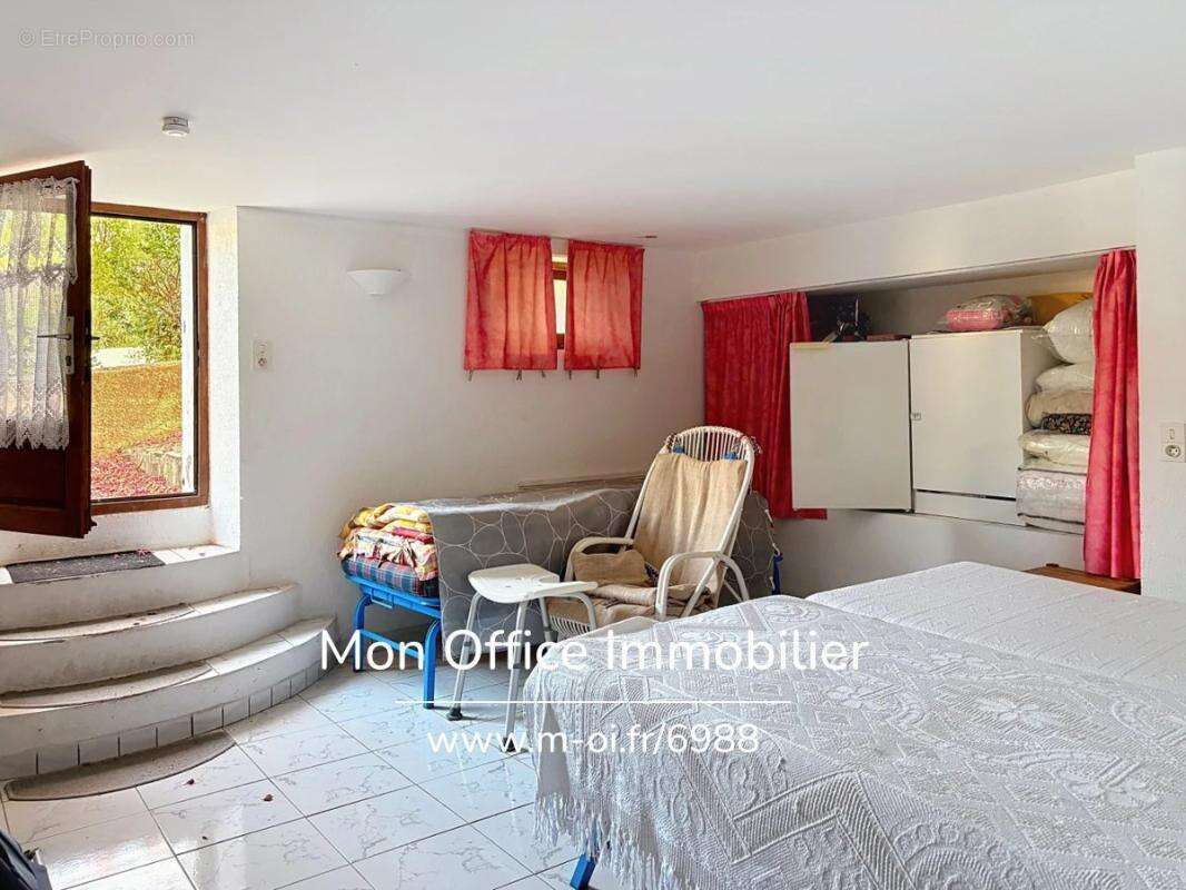 Référence : 6988-les. - maison à rafraichir vue collines avec jardin et parking à cavalaire sur mer - photo 10
