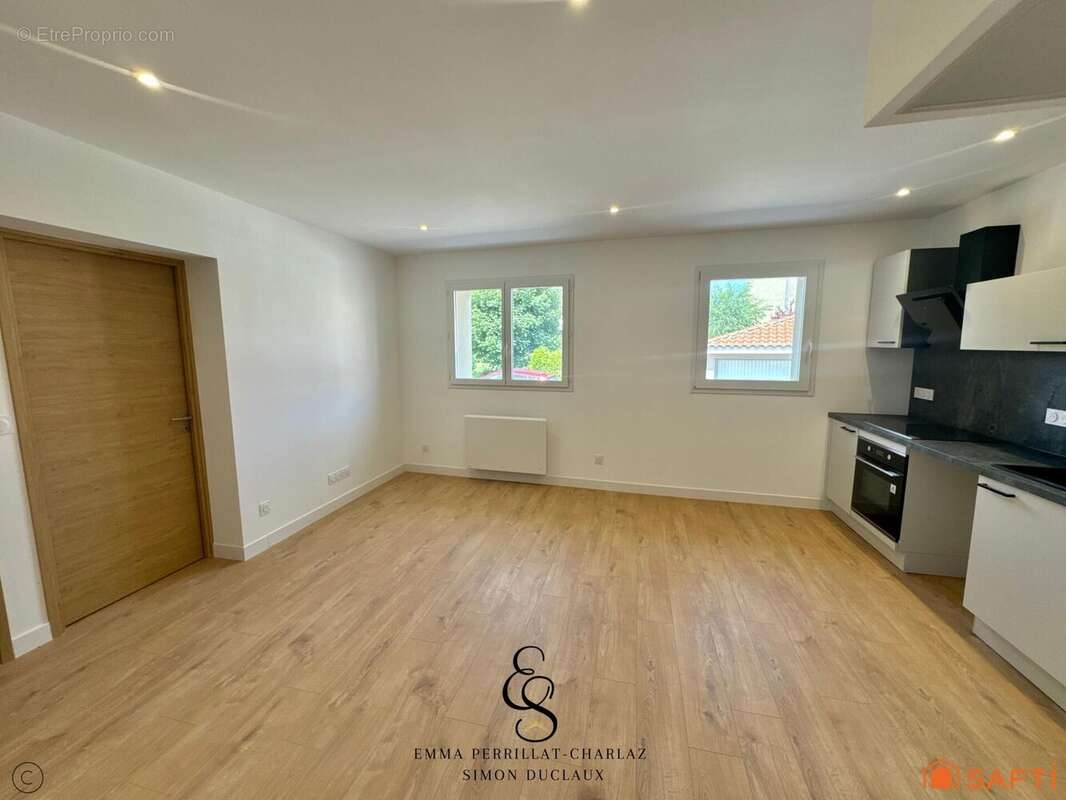 Appartement 49 m² à Saint-Bonnet-Le-Froid  - photo 2