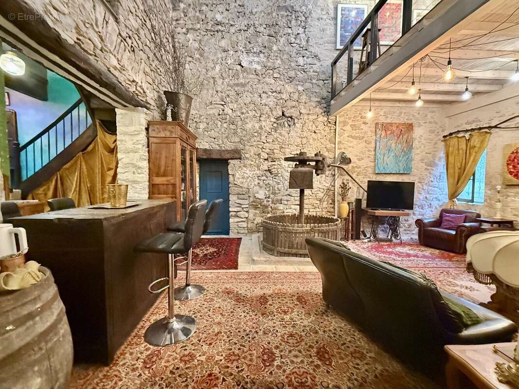 Maison à ESPERAZA