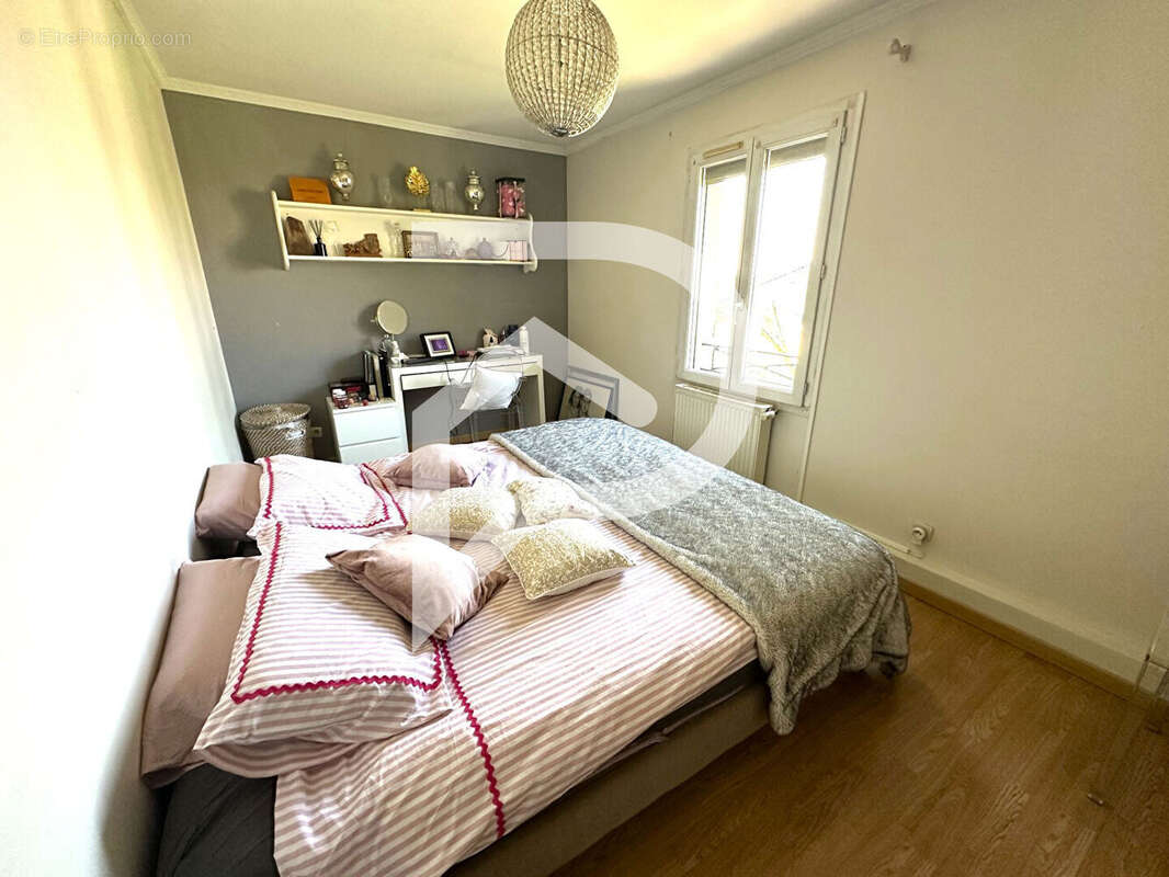 Maison à MONTMORENCY