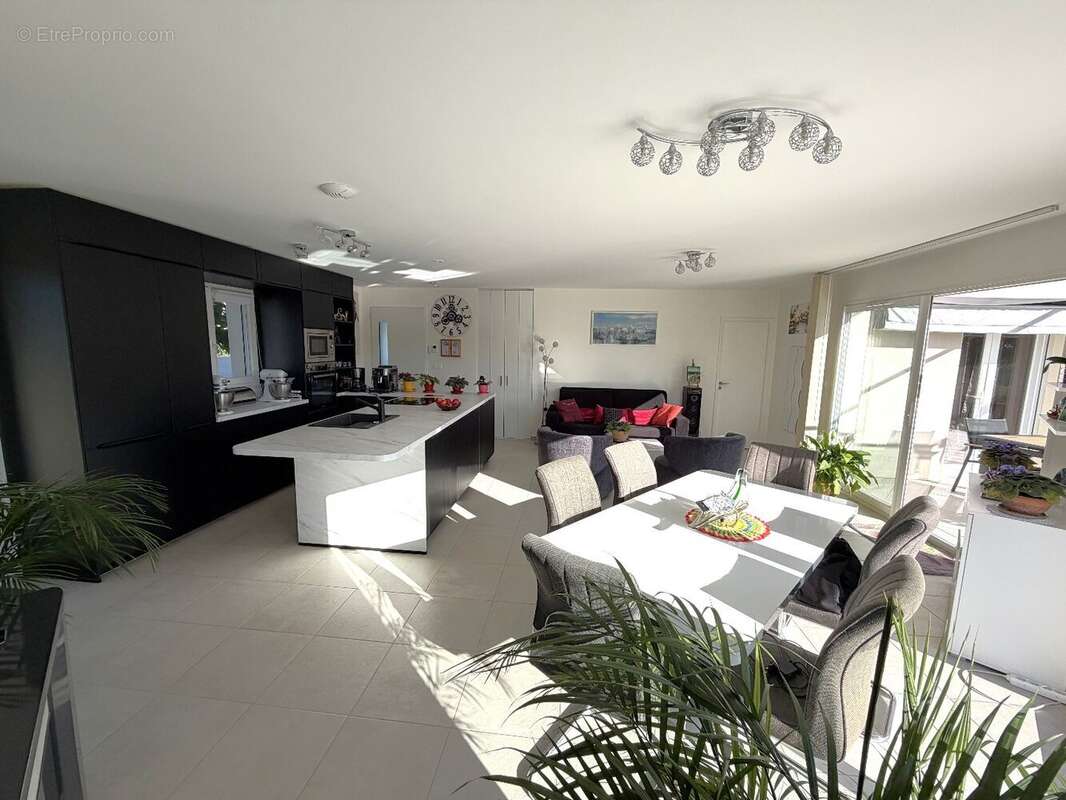 Villa contemporaine 4 pièces  96 m² - photo 4