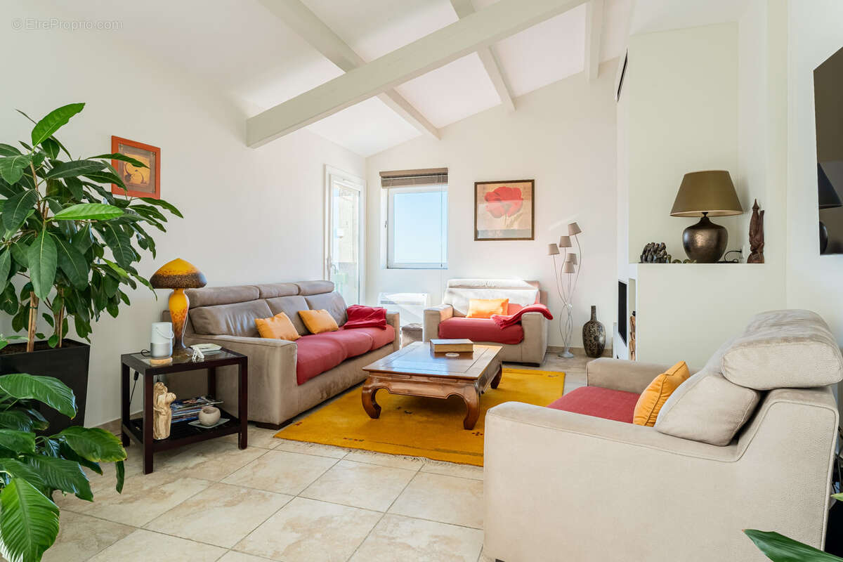 Maison à ROQUEFORT-LA-BEDOULE