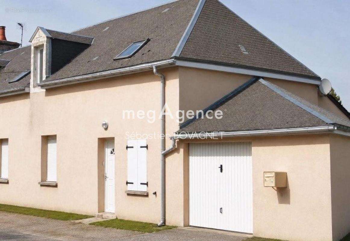 Maison avec une chambre de plein pied, garage et jardinet - photo 3