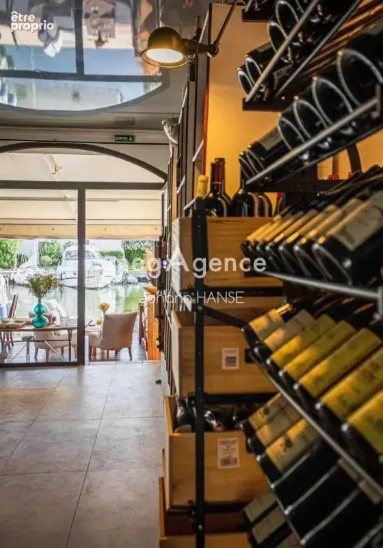 Restaurant–Bar Licence IV à Port-Grimaud – 3 terrasses – CA 390 k€ - photo 5