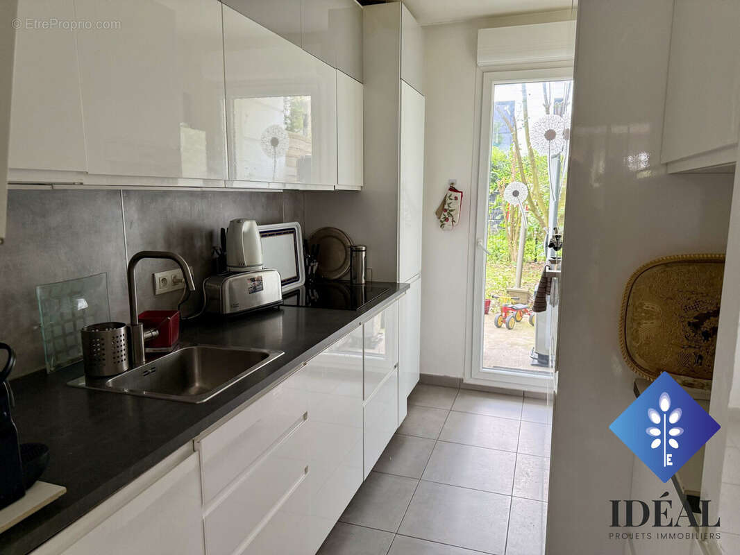 Appartement à MAISONS-ALFORT