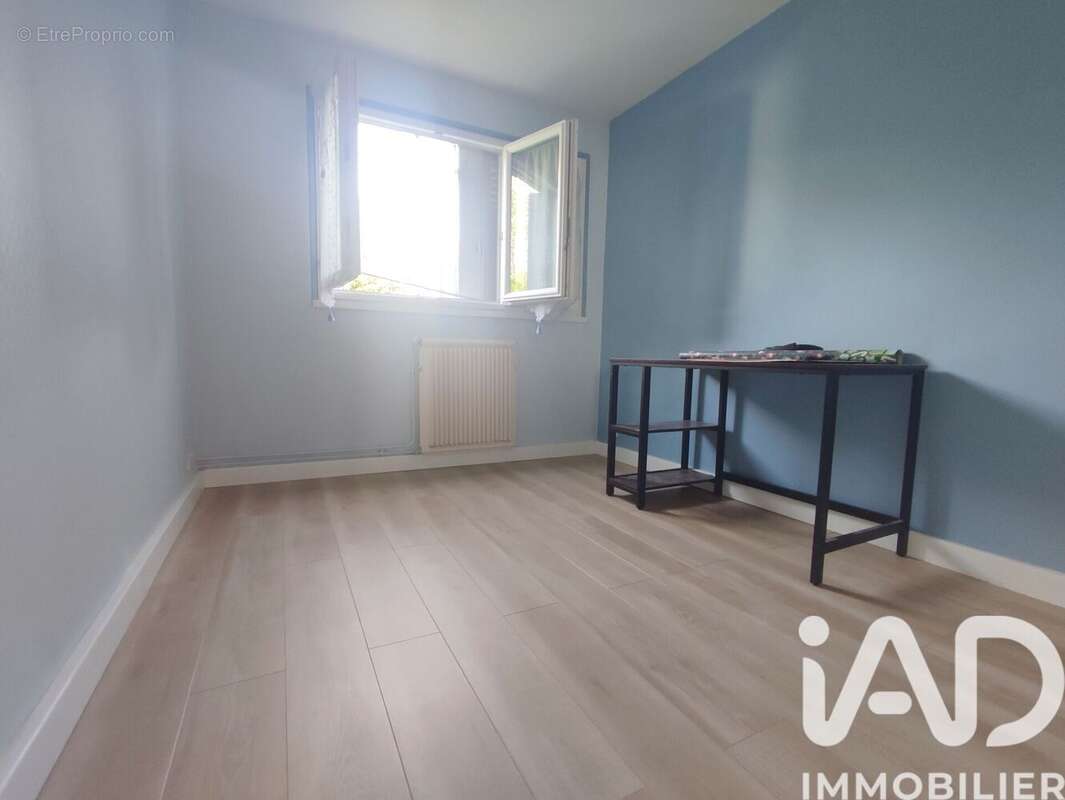Photo 3 - Appartement à VILLIERS-LE-BEL
