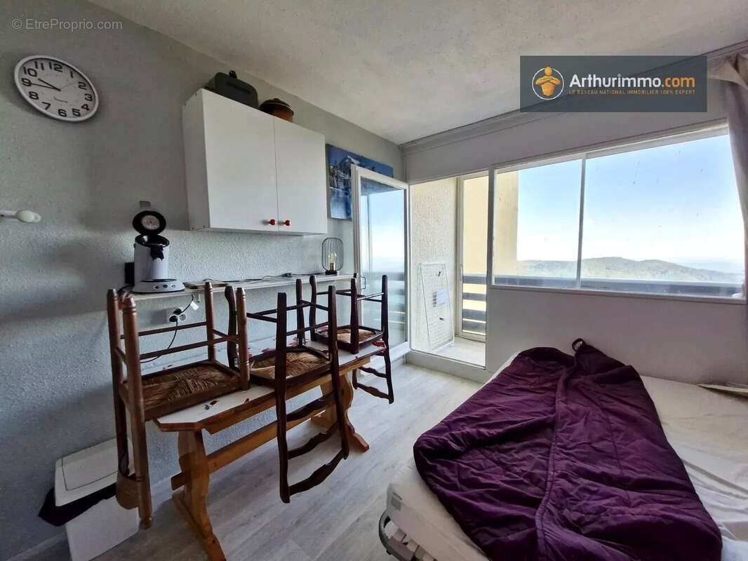 Appartement à MONTFERRIER