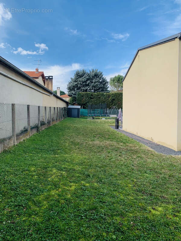 Appartement à BRINDAS