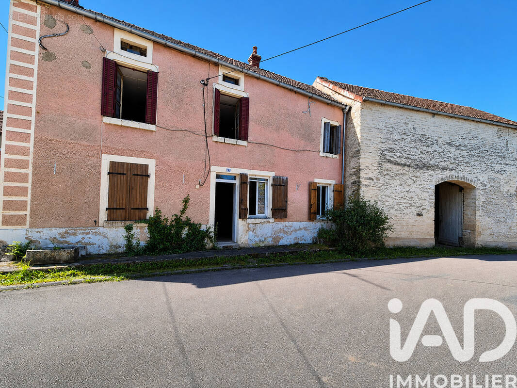 Photo 1 - Maison à ASNIERES-EN-MONTAGNE