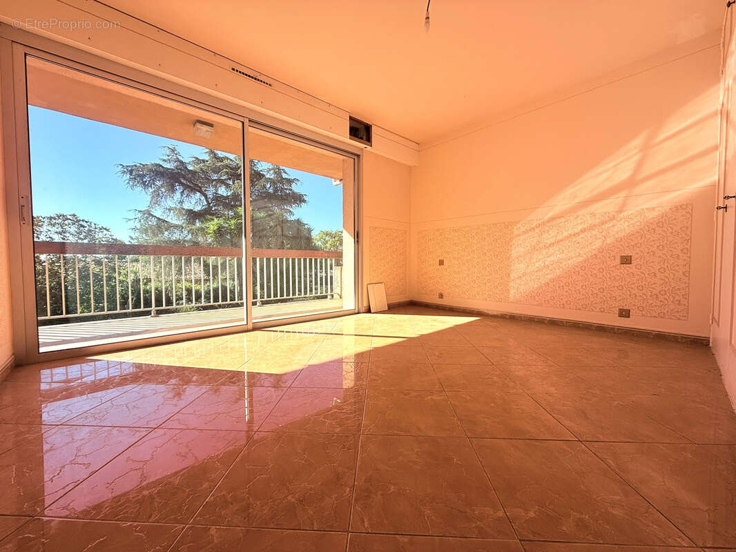 Maison à HYERES