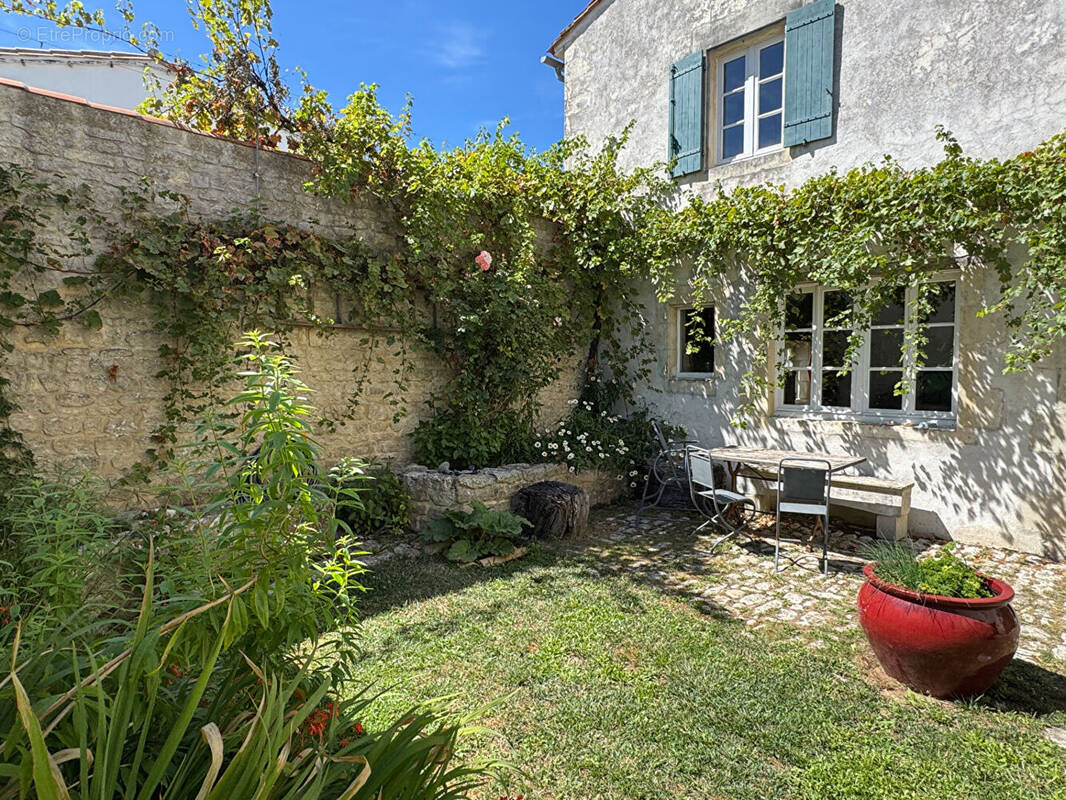 Maison à SAINTE-MARIE-DE-RE