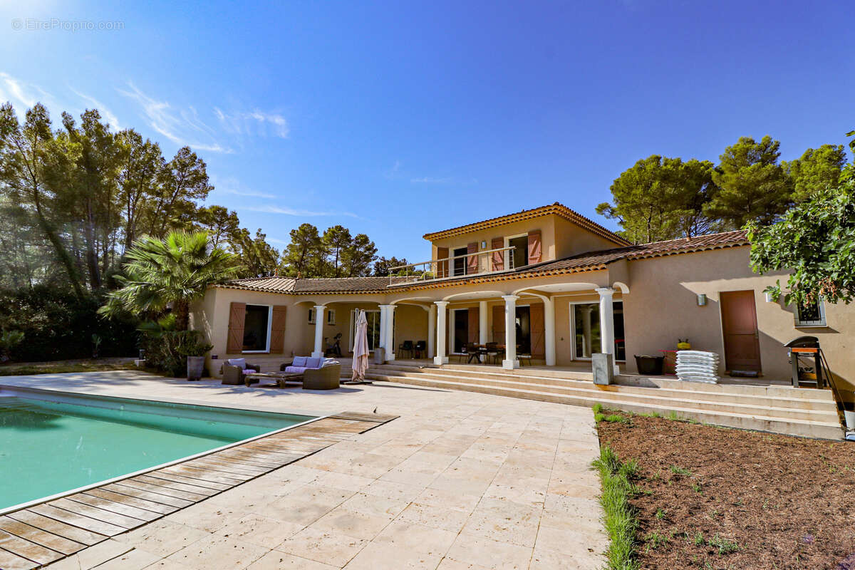 Maison à DRAGUIGNAN