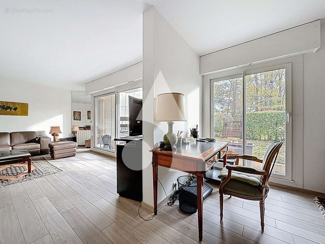 Appartement à BOUGIVAL