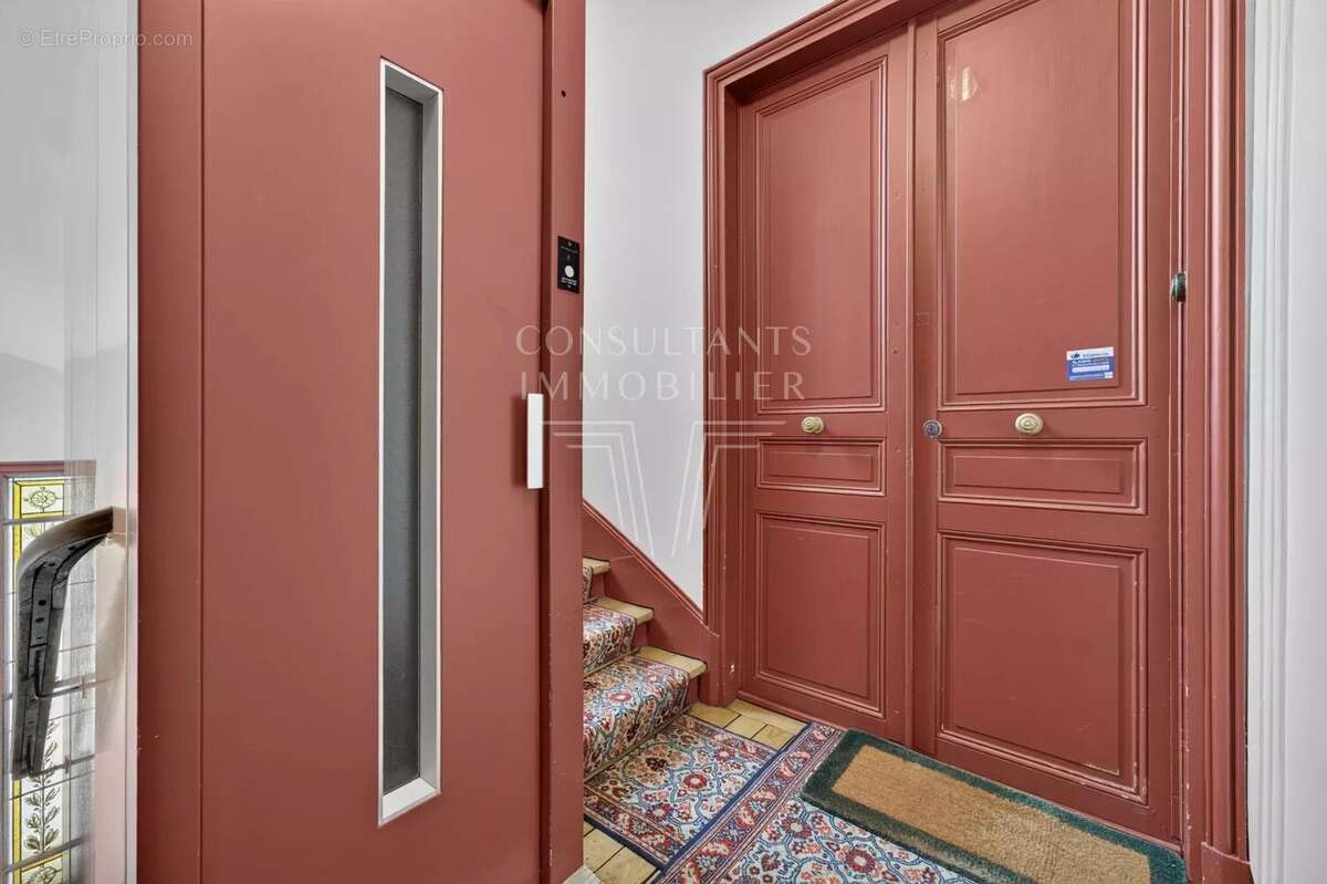Appartement à LEVALLOIS-PERRET