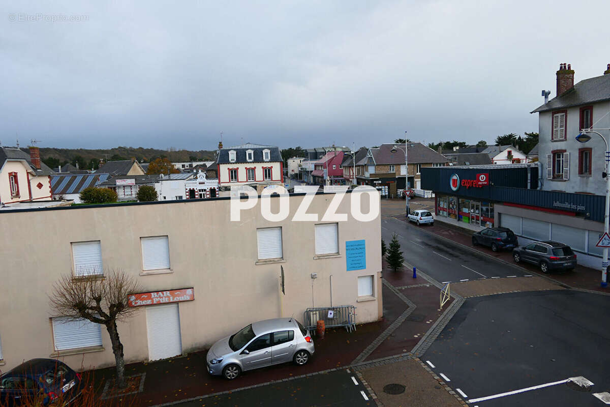 Appartement à JULLOUVILLE