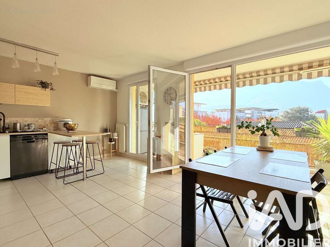 Photo 9 - Appartement à ECHIROLLES