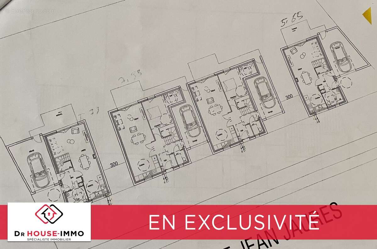 Maison à QUAROUBLE