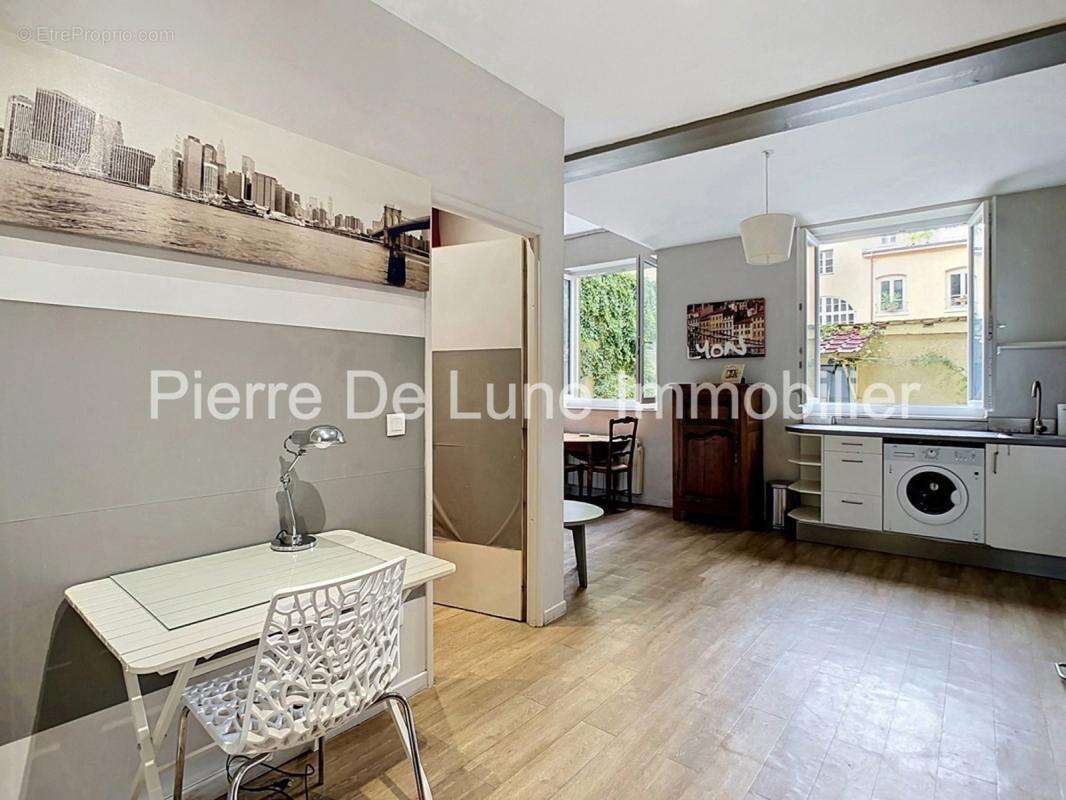 Appartement à LYON-1E