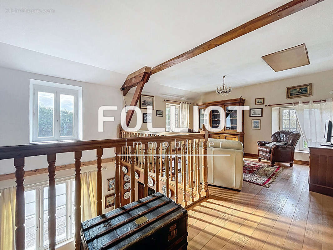 Maison à SAINT-SAUVEUR-LA-POMMERAYE