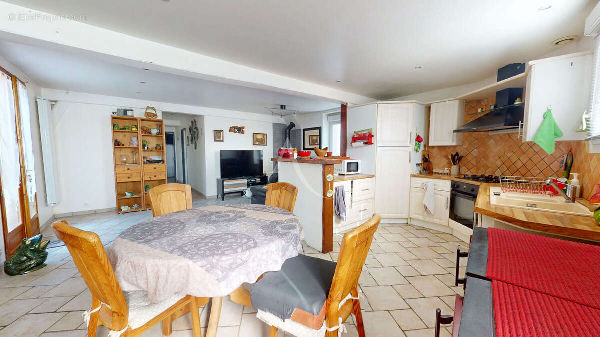 Maison BALLAINVILLIERS 5 pièces 90 m² - photo 3