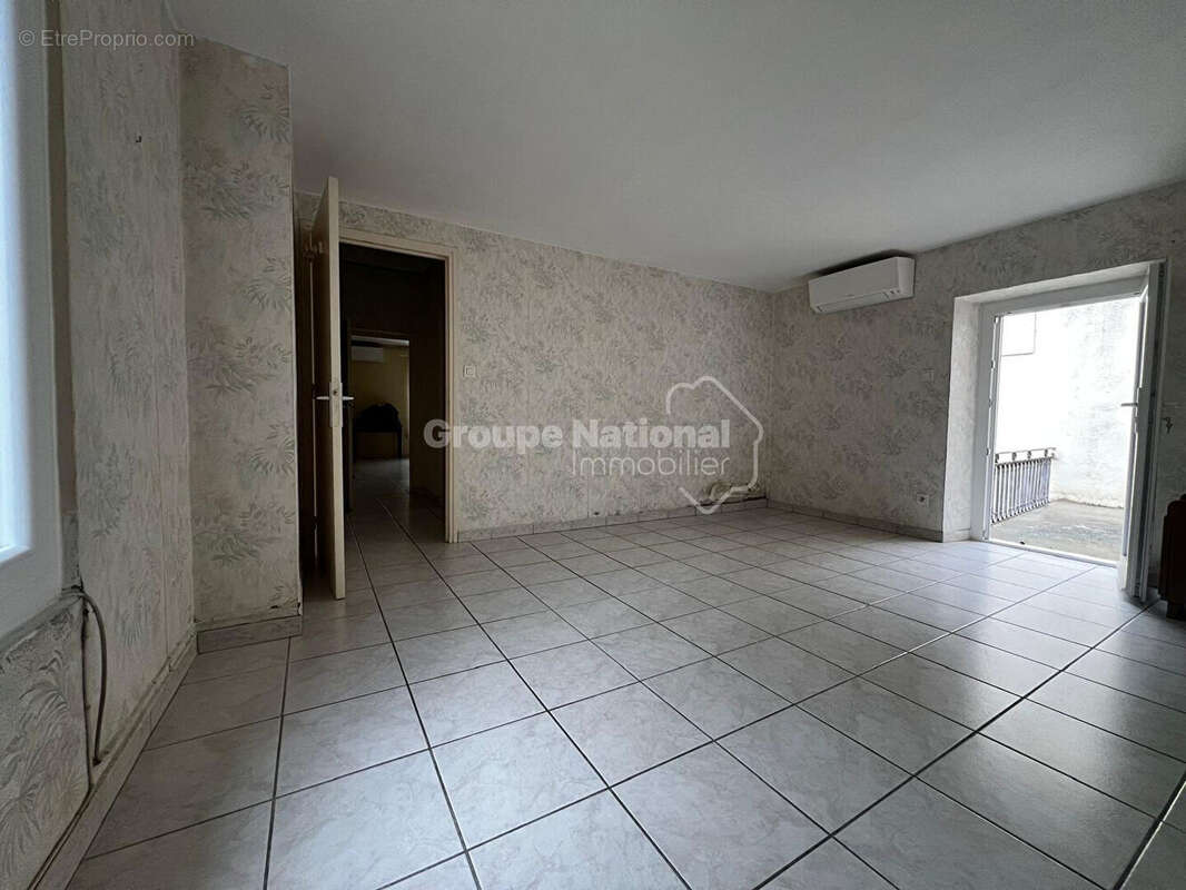 Maison à BERNIS