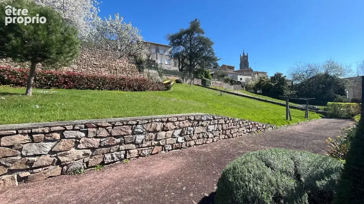 Maison 6 pièces 184 m² à vendre à Rozier-En-Donzy (42810) - photo 5