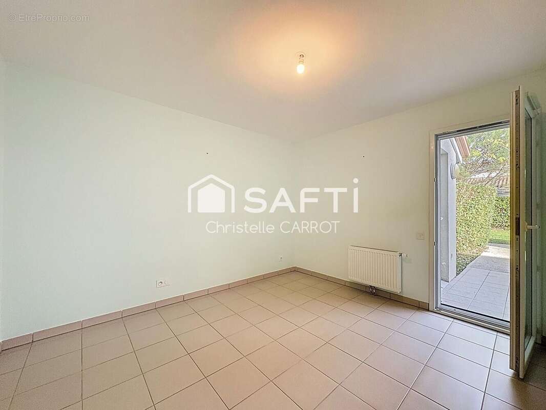 Photo 4 - Maison à IZON