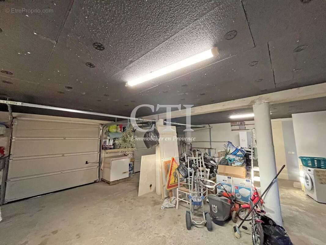 Maison à MIRABEL-AUX-BARONNIES