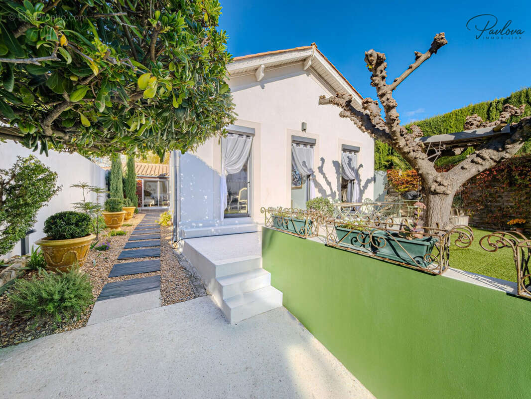 Maison à CASTELNAU-LE-LEZ