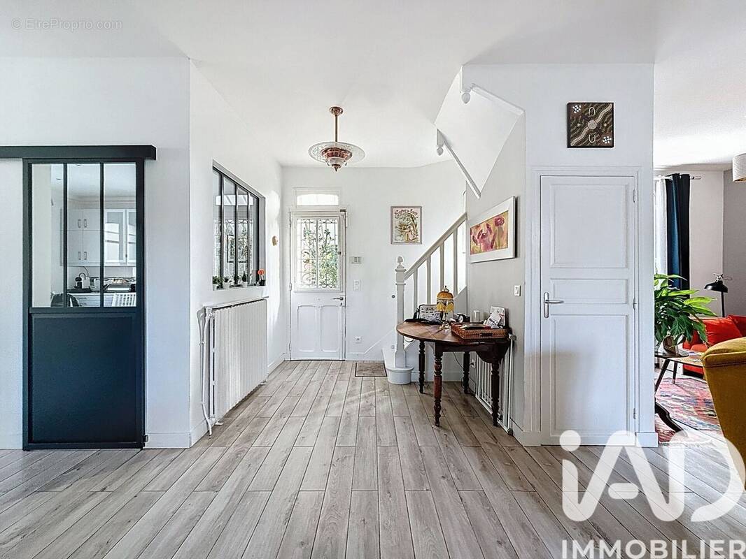 Photo 1 - Maison à ENGHIEN-LES-BAINS