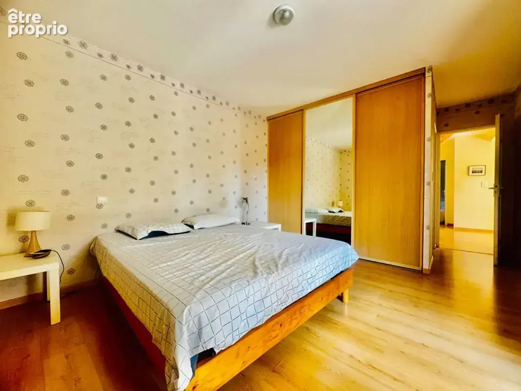 Maison Idron 7 pièce(s) 197 m2 environ - photo 10