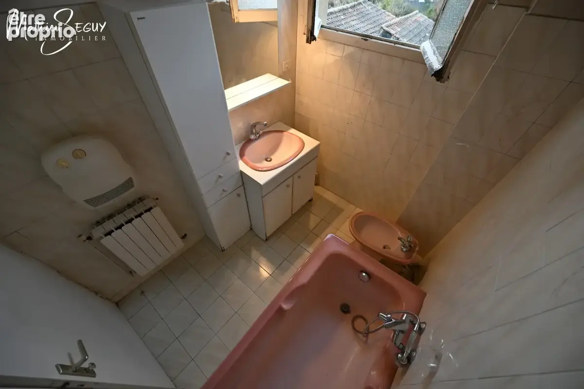 MILLERY – Beau potentiel pour cette maison P7 avec jardin, sous-sol et dépendances - photo 27